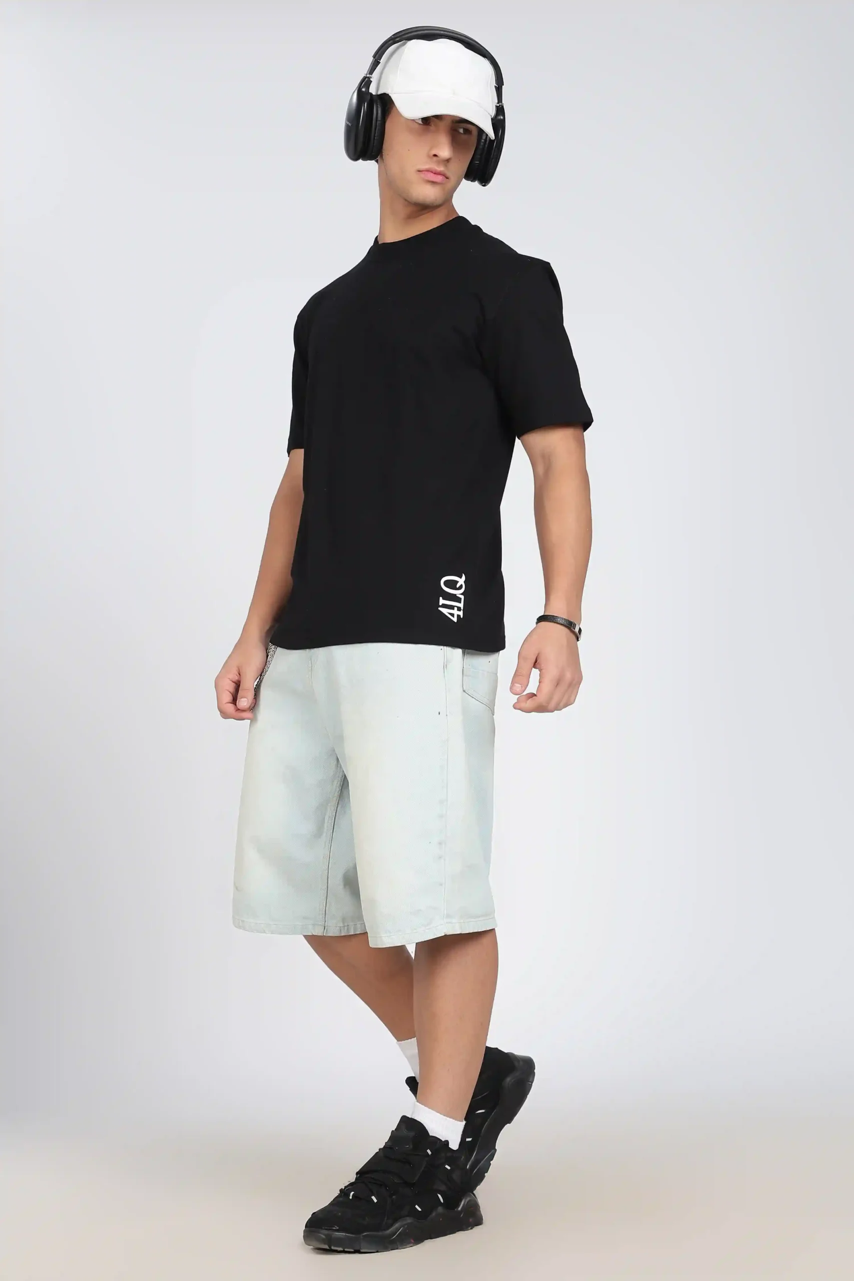 Don't be Racist T-Shirt Black - Image 8