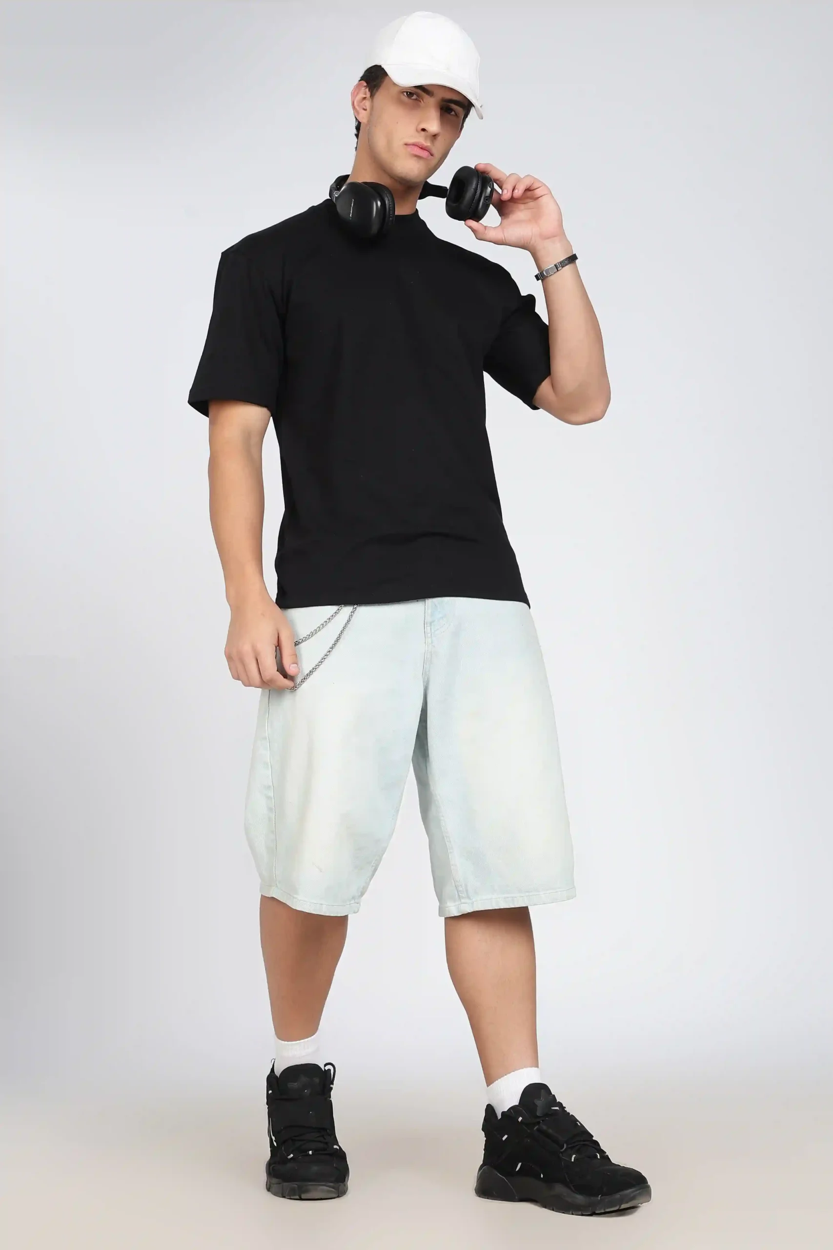 Don't be Racist T-Shirt Black - Image 9